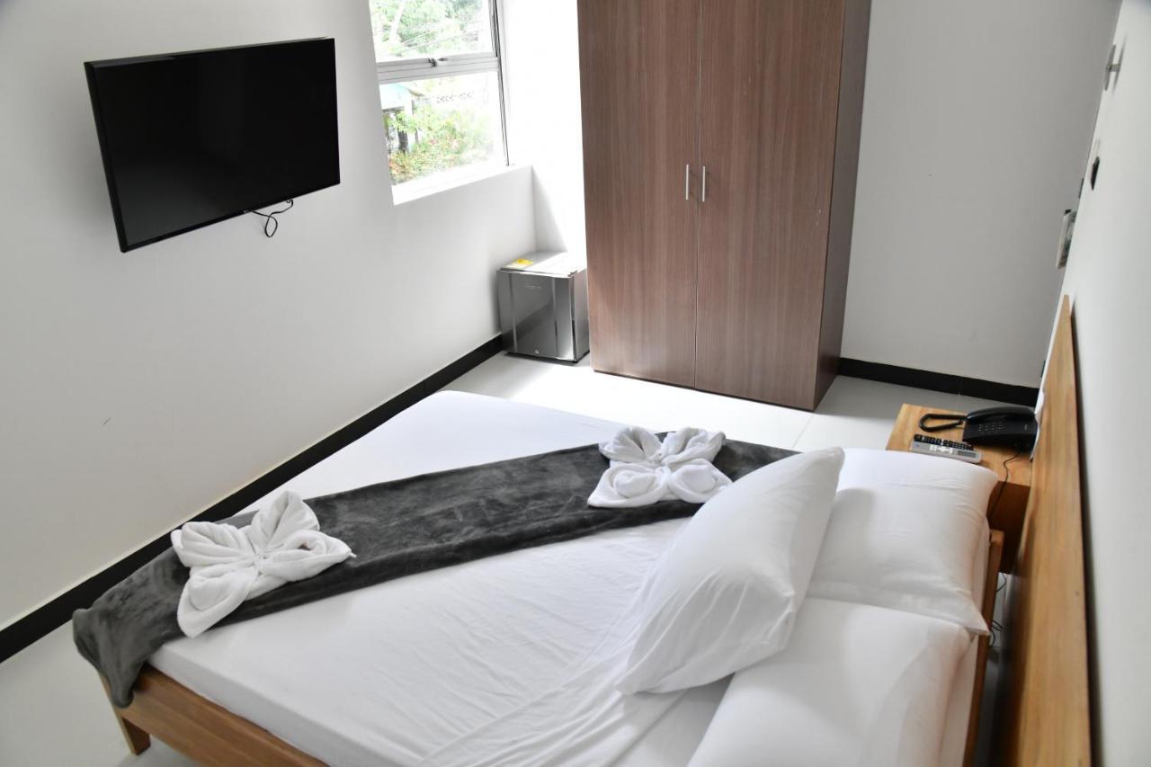 Necoclí Alpha Hotel Boutique מראה חיצוני תמונה